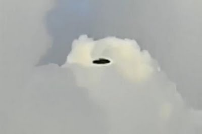 Daylight Saucer Footage In 1998 Image