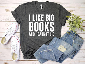 I Like Big Books Women's T-Shirt