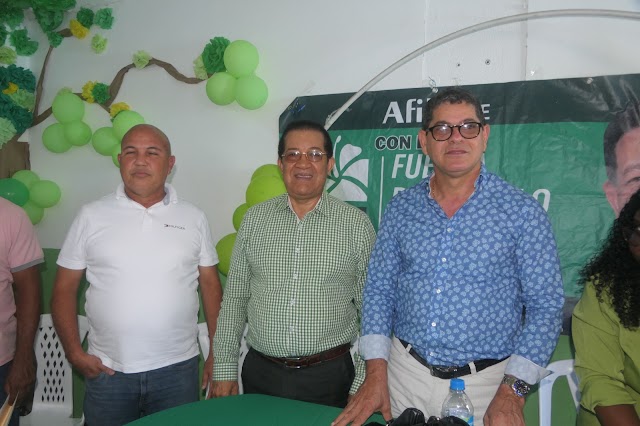 FP inaugura local en Batey Bienvenido; juramenta dos direcciones medias en Hato Nuevo.