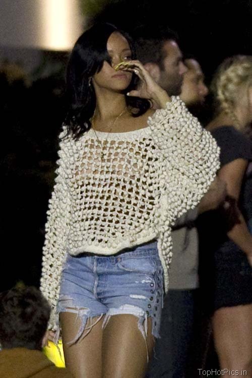 Rihanna Latest Pics in Torn Short Jeans 1