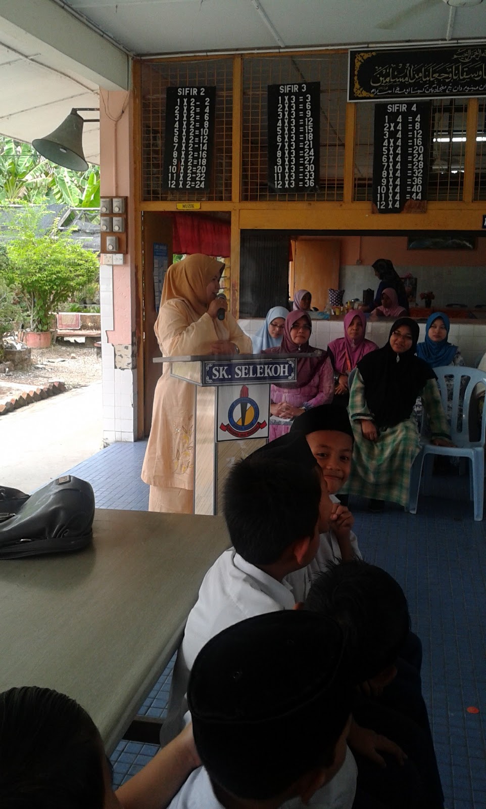 Majlis Perpisahan Pn. Zainon bt. Nordin ~ Blog Sekolah 