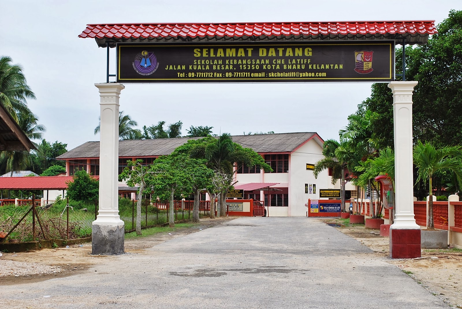  SEKOLAH  KEBANGSAAN CHE LATIFF PINTU GERBANG SEKOLAH 