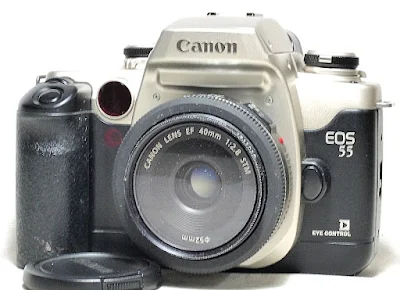 Canon EOS 55, Canon EF 40mm 1:2.8 STM