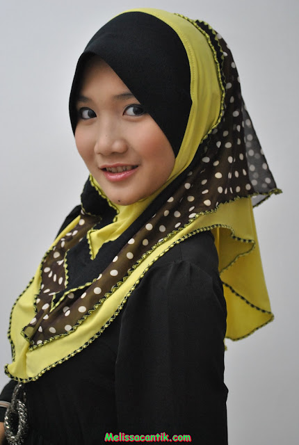 Foto Model Berhijab Cantik, Fatin Lewat! (20 Pic)