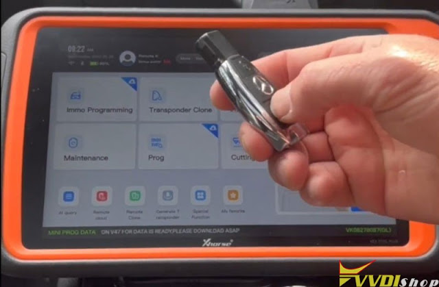 Xhorse VVDI Key Tool Plus Adds 2013 Benz C63 AMG BE Key 1
