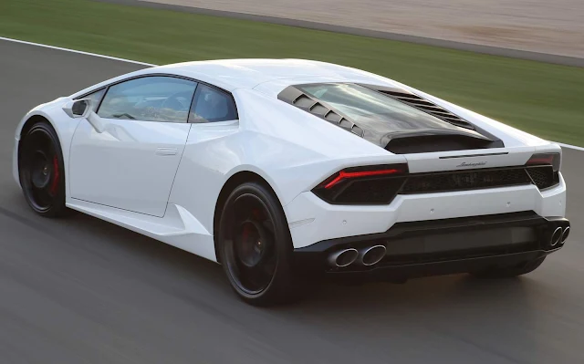 Lamborghini Huracan LP-580-2 chega ao Brasil