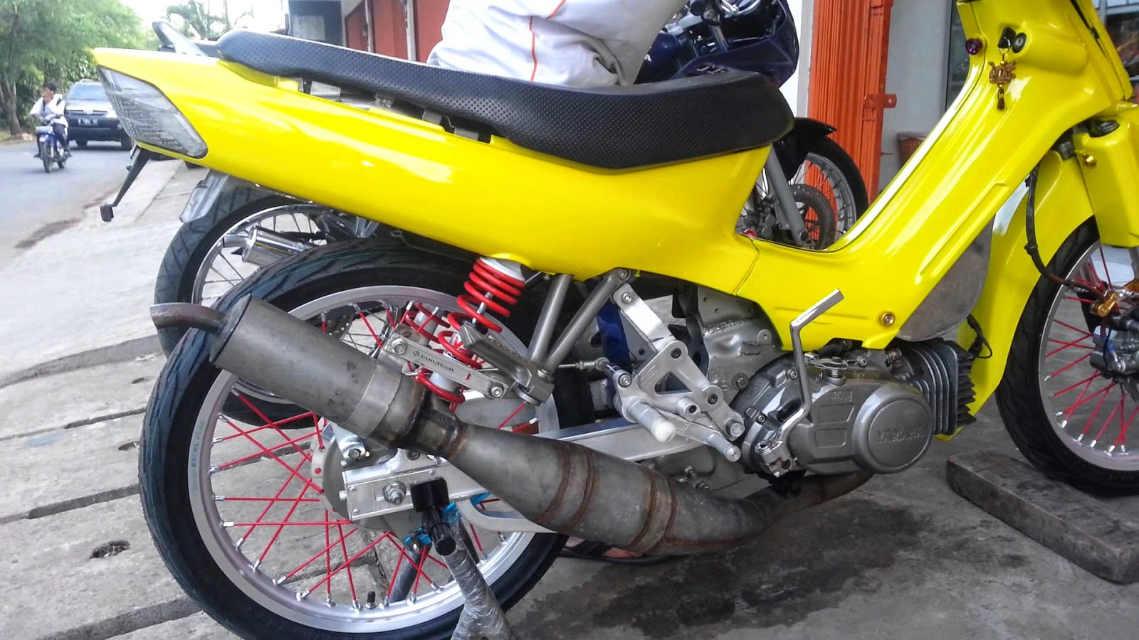 Gambar Modifikasi Motor Fizr Standar Terkeren Dan Terbaru