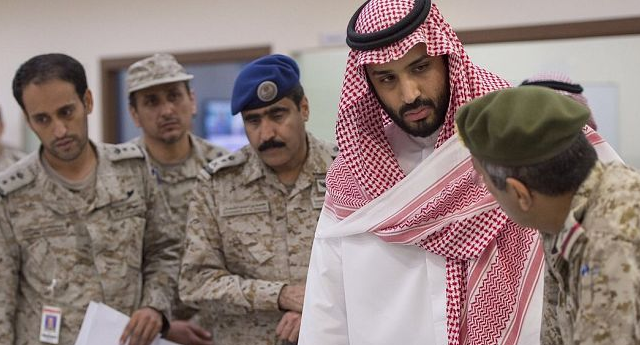 Denuncian por crímenes de guerra al heredero de la corona saudí, amigo del rey emérito