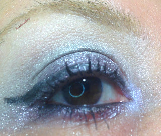 eye_makeup_look_black_sparkly_smokey