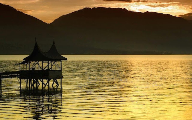 Tempat Wisata Paling Romantis Di Indonesia