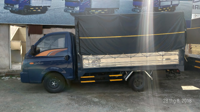 Xe tải Hyundai 1,5 tấn Porter H150 thùng bạt