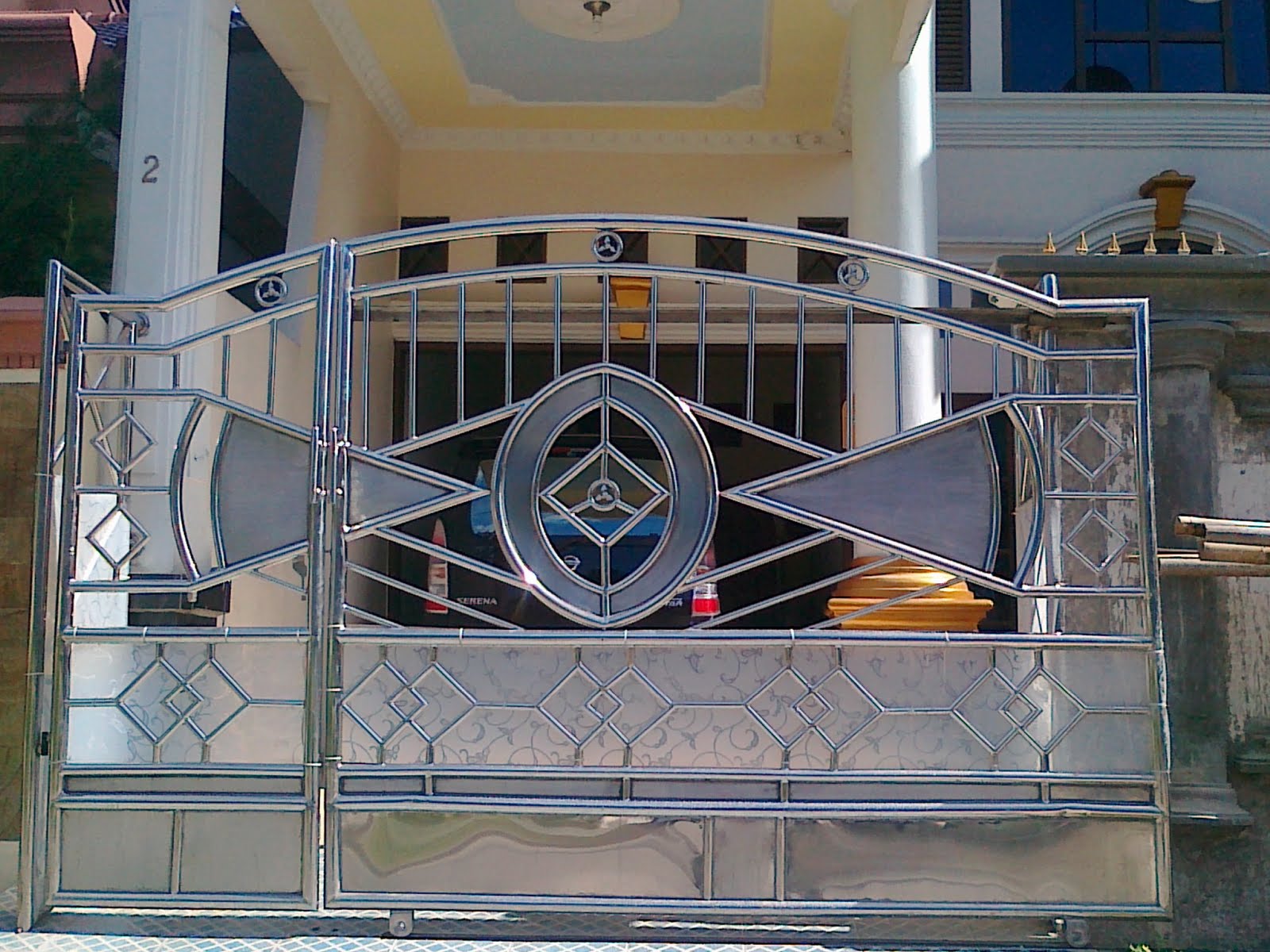 Roma Classic Interior Contoh Pagar dari Stainless Steel 