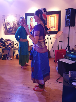 Danza Indiana Bharata Natyam Napoli Maria Luisa Sales