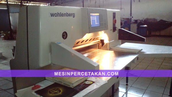 Mesin Potong Kertas Digital Wohlenberg 92