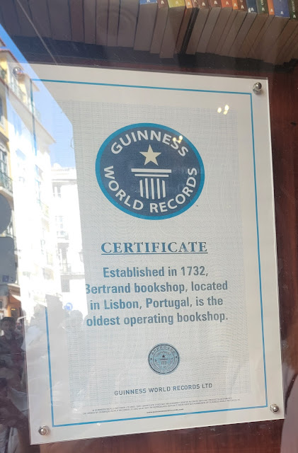 Oldest book store in portugal