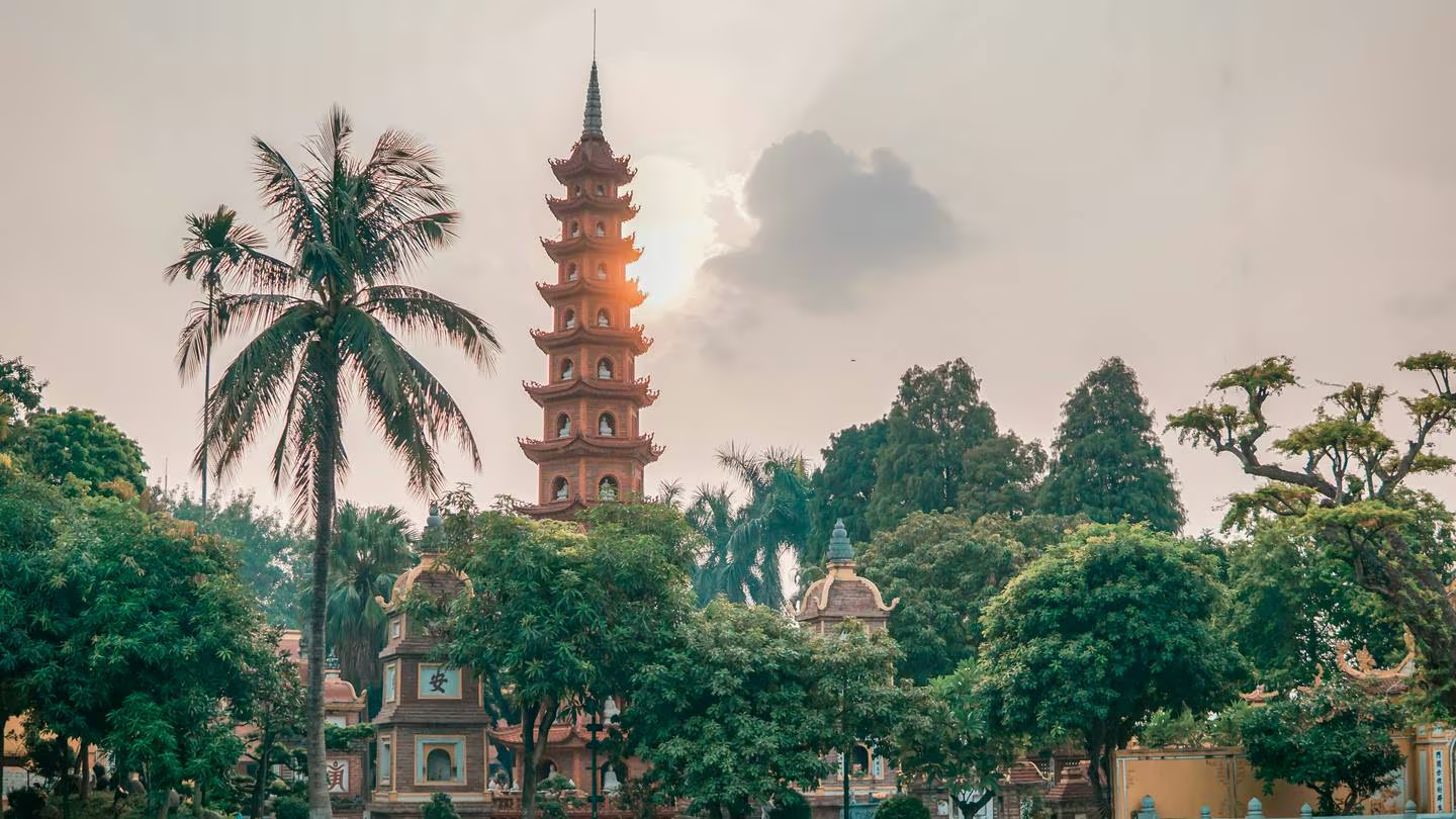 Theo một nghiên cứu gần đây, Hà Nội là một trong những thành phố có giá cả phải chăng nhất để du lịch vào năm 2024. Ảnh / Unplash