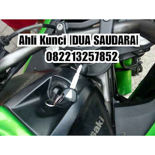 Ahli Kunci  motor 082213257852