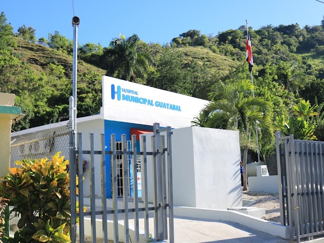Vicepresidenta de la República entrega dos hospitales remozados en Azua