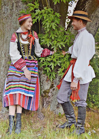 Belarus festive folk costumes 
