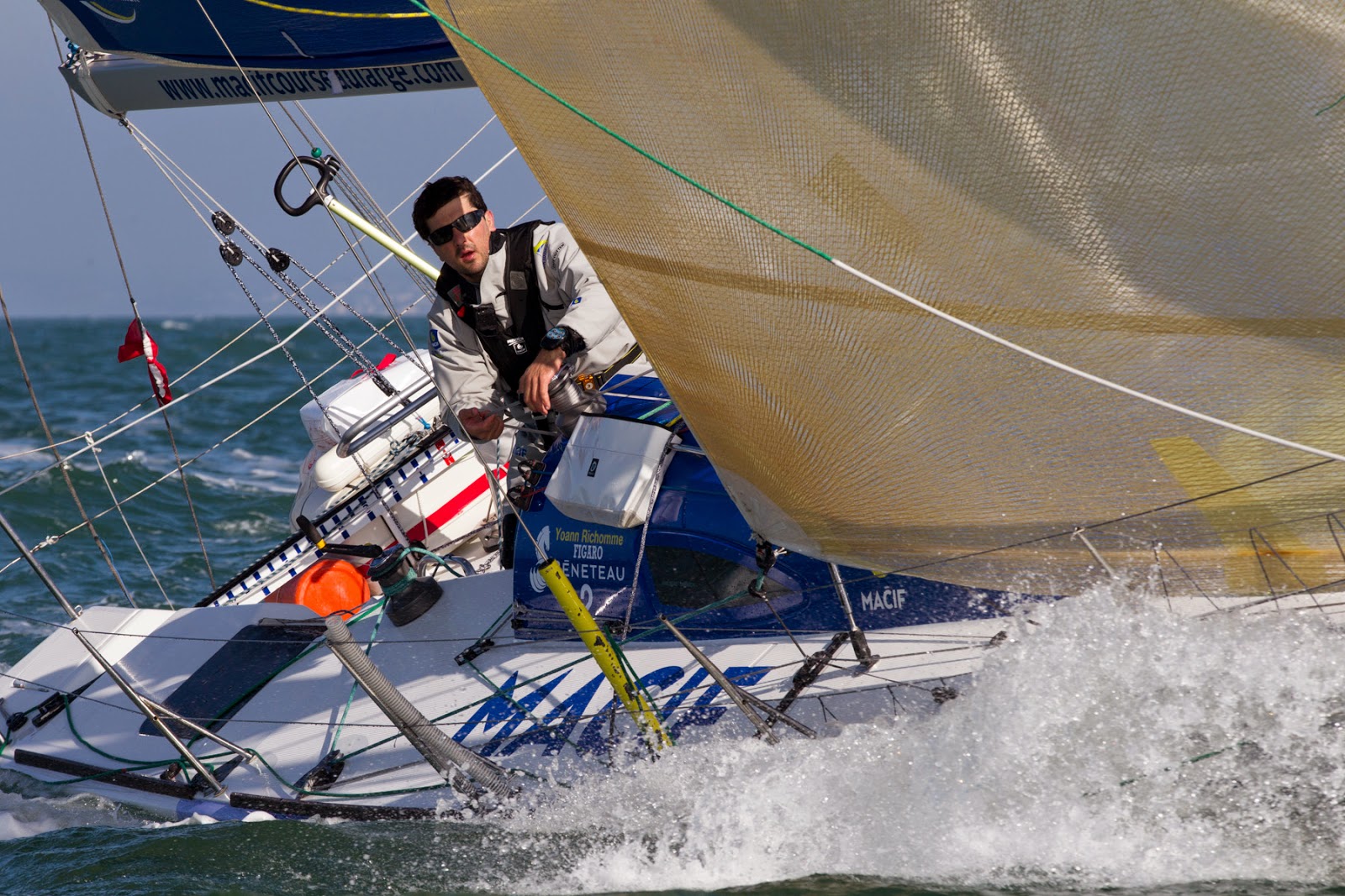 Yoann Richomme au départ de la Lorient Horta Solo.