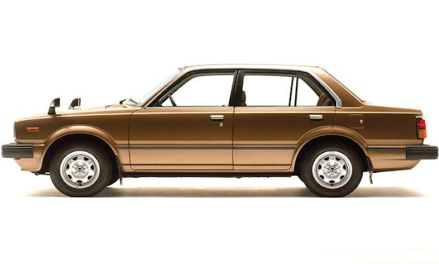 Classic Honda Civic Sedan Second Generation - Brown