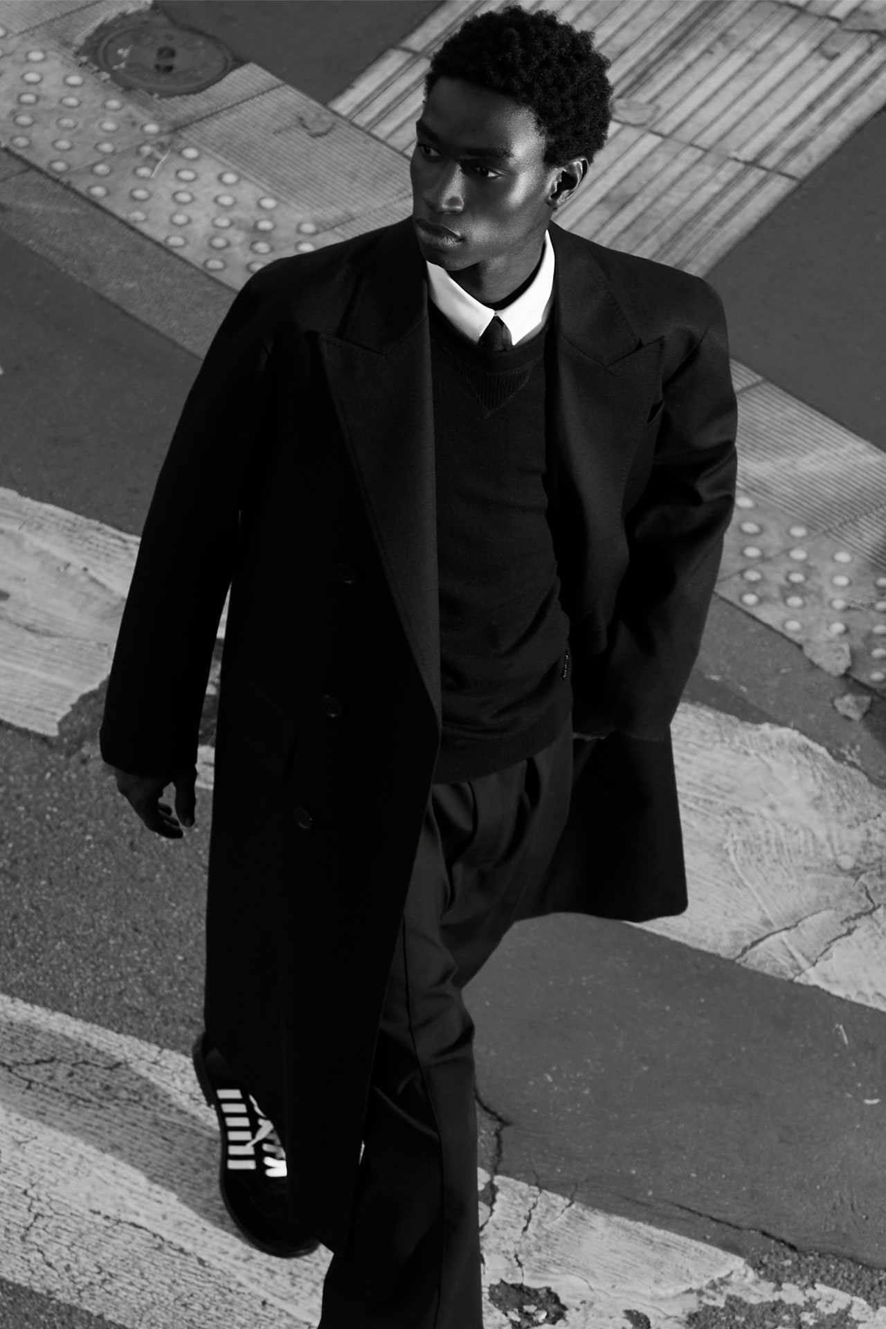 DSquared2 Pre-Fall 2025: A Bold Fusion of Urban Sophistication and Canadian Heritage