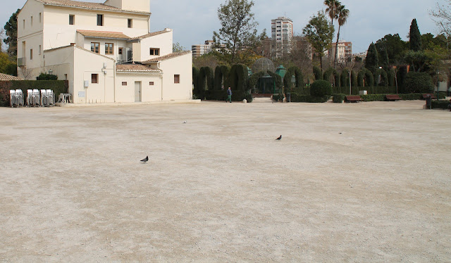 Resultado de imaxes para jardines del real valencia explanada