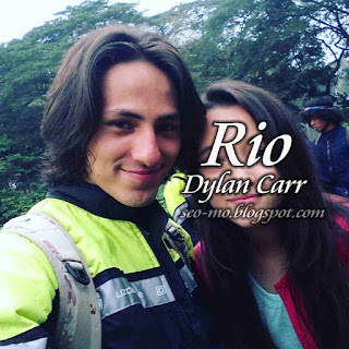 Foto Anak Jalanan Dylan Carr sebagai Rio