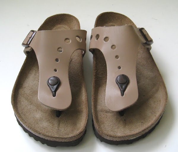 CoachShoes: BIRKENSTOCK GIZEH SANDALS SIZE 40