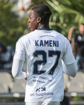 Luka Kameni debuta con el primer equipo del Marbella FC