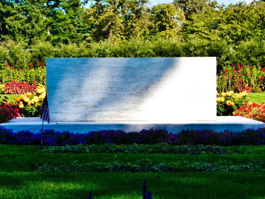 Grave of Franklin and Eleanor Roosevelt at Springwood - Hyde Park NY