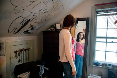 A Girl and Her Room Seen On www.coolpicturegallery.us