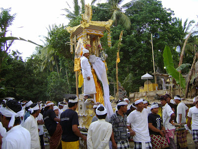 Meriahnya Upacara Ngaben Kolektif di Antiga Karangasem Bagian ke-6