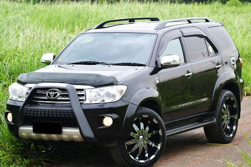 IKLAN BISNIS SAMARINDA Dijual TOYOTA FORTUNER G 2 5 