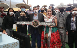 Artesanos de Toluca confeccionan cinturón mestizo que se disputará entre pugilistas a nivel mundial
