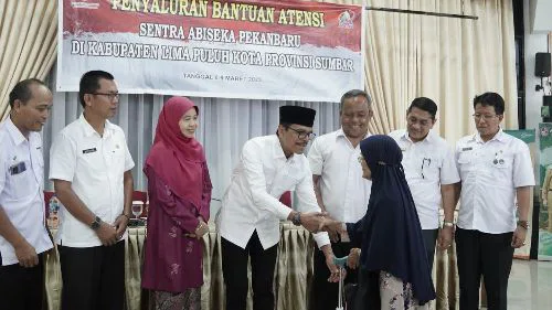 Bersama Pemkab Limapuluh Kota, Balai Abiseka Kemensos Salurkan 101 Paket Bantuan "ATENSI"