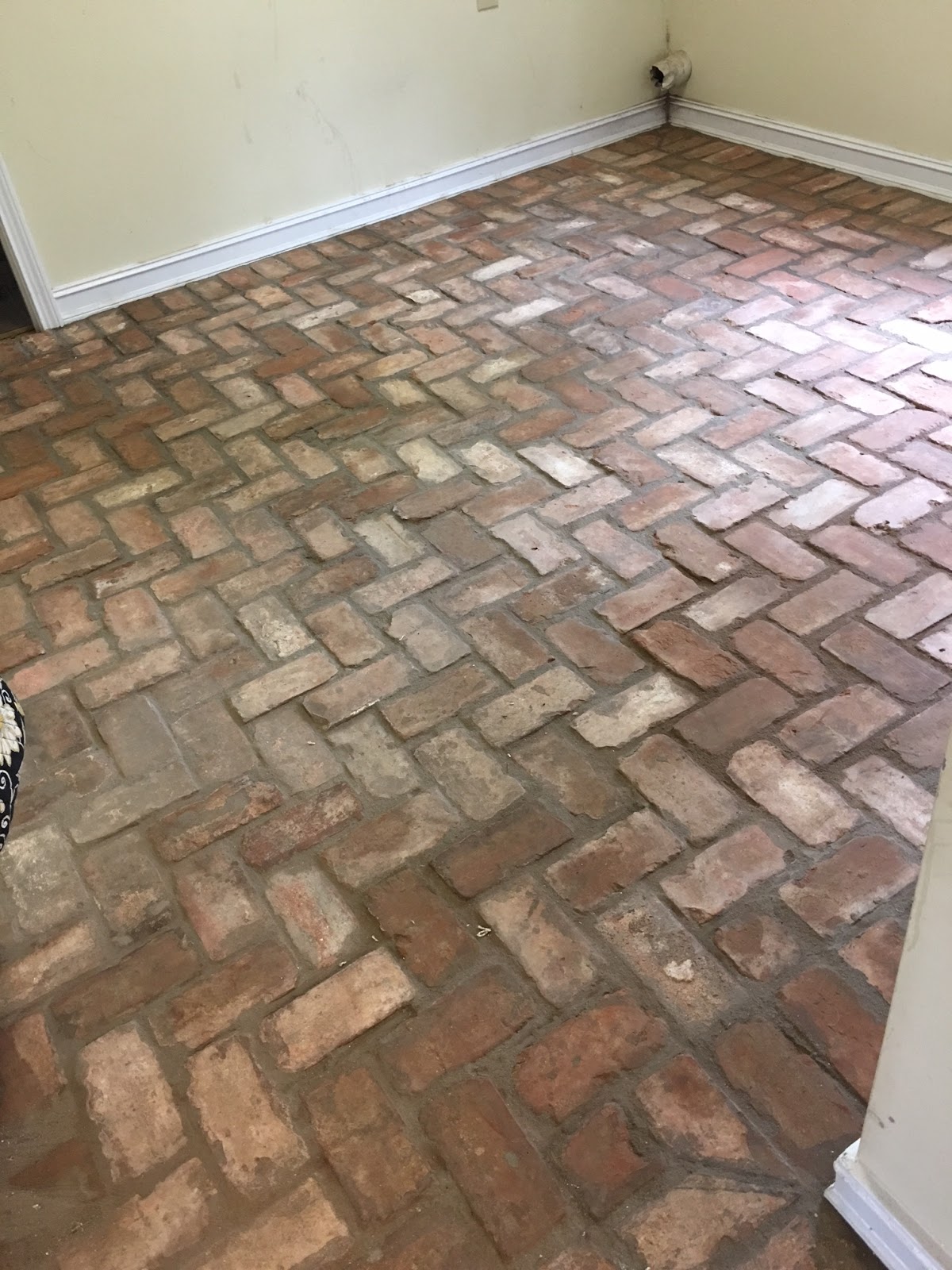 Vintage Bricks reclaimed brick tlie flooring 