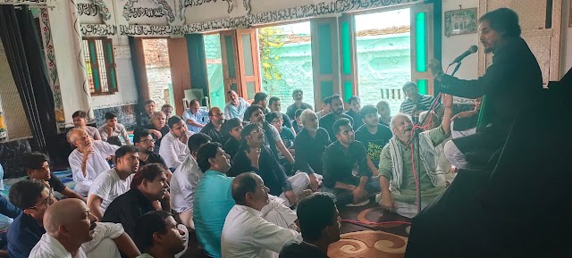 वक्फ़ इमामबाड़ा ताजपुर डेहमा में 6 मोहर्रम कि मजलिस का आयोजन