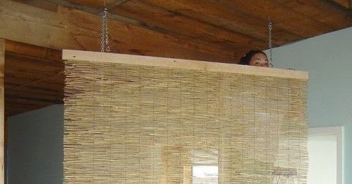 Contoh sekat ruangan minimalis sederhana dari bambu 