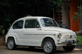 Dijual Mobil Klasik Antik FIAT 600 ..LANGKA !!