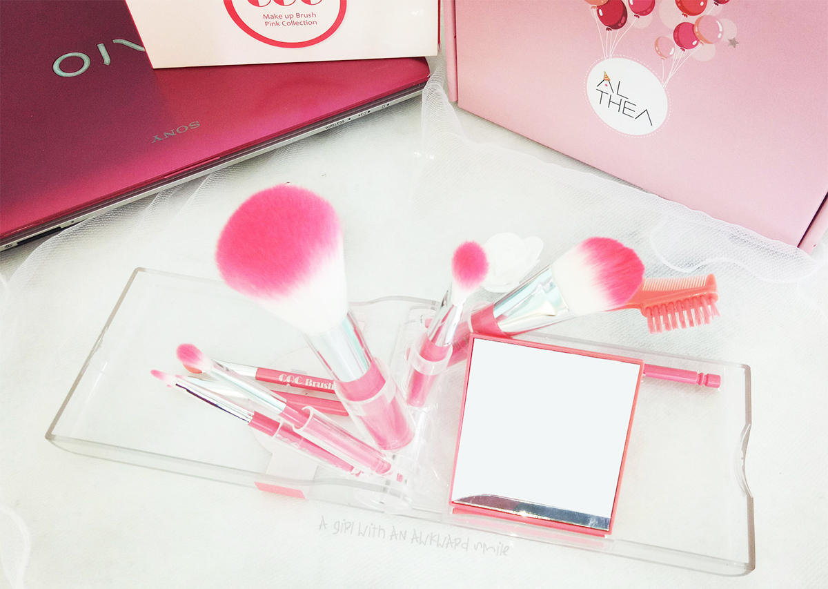 [รีวิว] COC Takeout Brush Kit Make Up Brush Pink Collection 