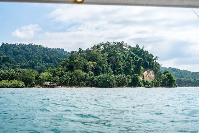 White-Sand-Beach-Port-Barton-Palawan-Philippines