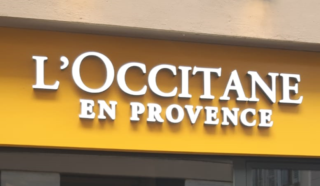 كومو (Como): محل (L'Occitante En Proovince يبحث عن عامل لتوظيفه ك"بائع)