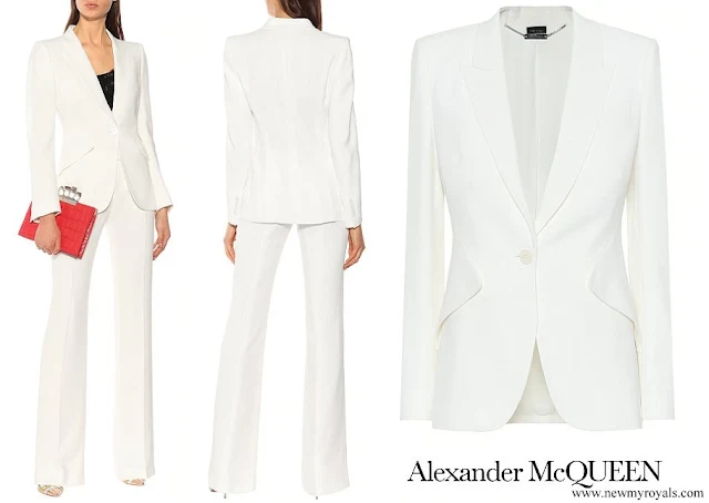 Kate Middleton wore Alexander McQueen Crêpe blazer