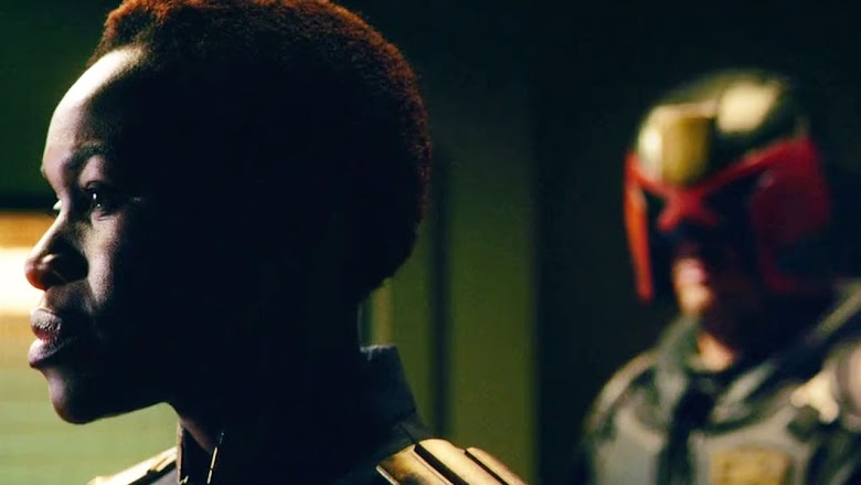 Dredd 2012 pelicula completa gratis