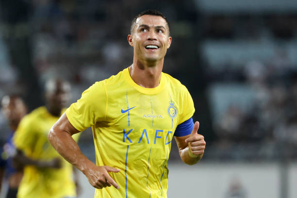 Ronaldo's Extraordinary Header Seals Al Nasr's First Victory