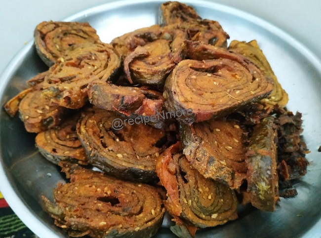 alu wadi ( colocasia leaf roll ) / अळूवडी