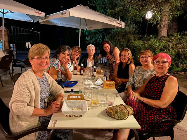 cena club de lectura Algunos maquillajes (y momentos) de este verano 2022 02