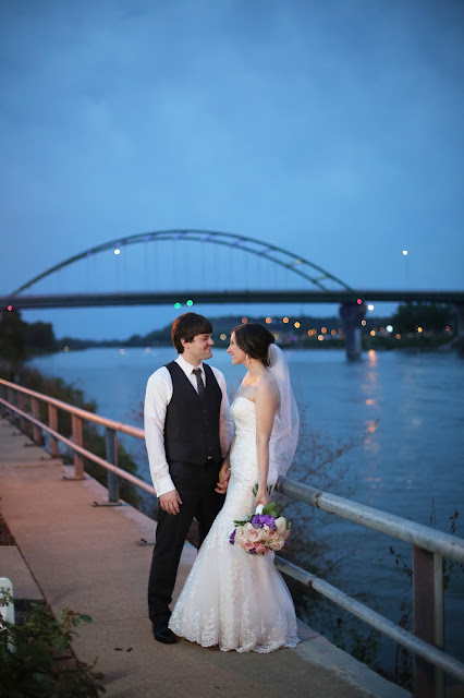 night wedding sioux city bridge