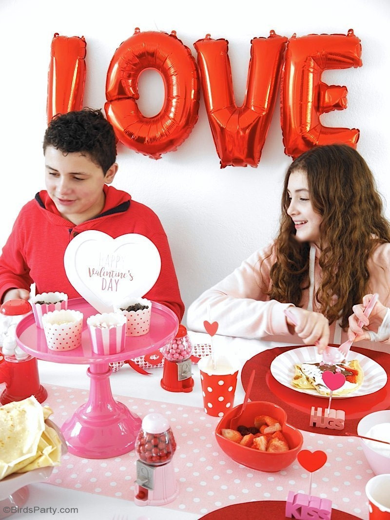 A Valentine's Day Crepe Party with Free Printables - Party 